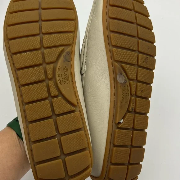 Authentic Gucci Guccissima ivory loafers - Picture 9 of 15